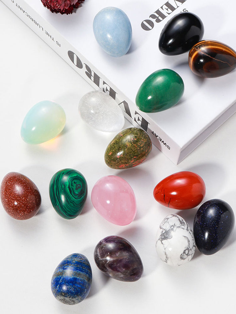 Natural Crystal Sphere, Ore, Specimen, Pigeon Egg, Agate, Rough Stone, Mineral Crystal, Lasurite, Palm, Decoration