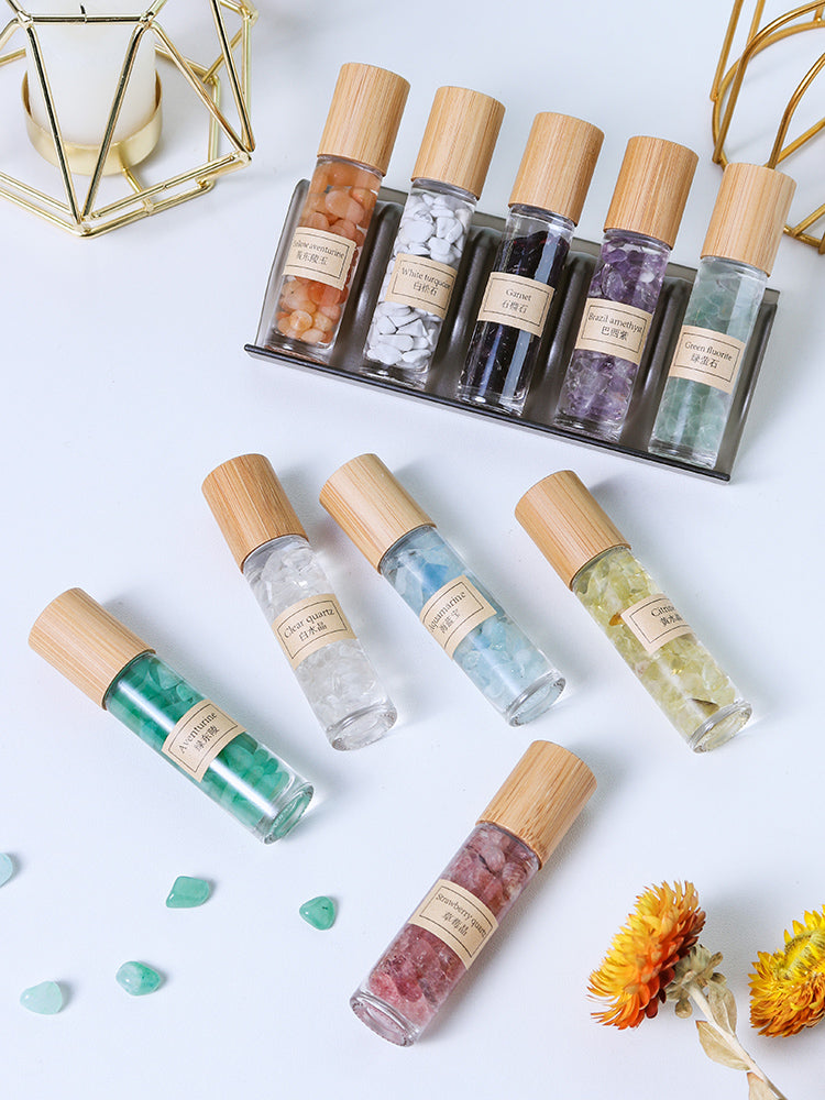 Natural white crystal crushed stone essential oil roller bottle sample perfume bottle portable sub-bottling ore specimen small ornament
