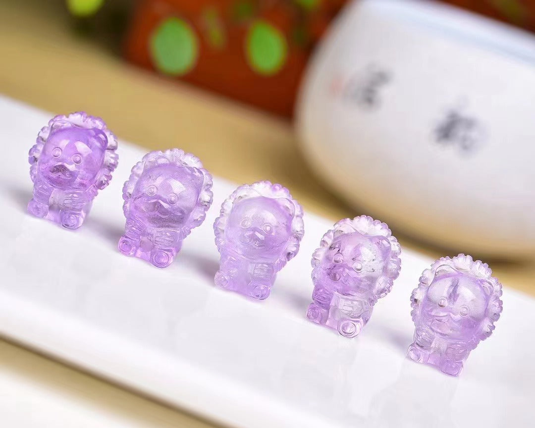 Natural amethyst, little lion pendant, fashion and exquisite, diy accessories, carving accessories, fresh jewelry, men and women