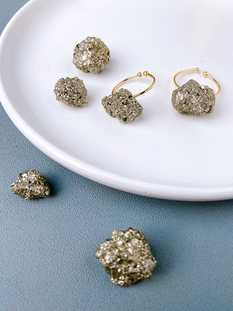 Crystal cluster chalcopyrite raw ore boutique ore ring mineral crystal stone specimen handmade jewelry Valentine's Day gift