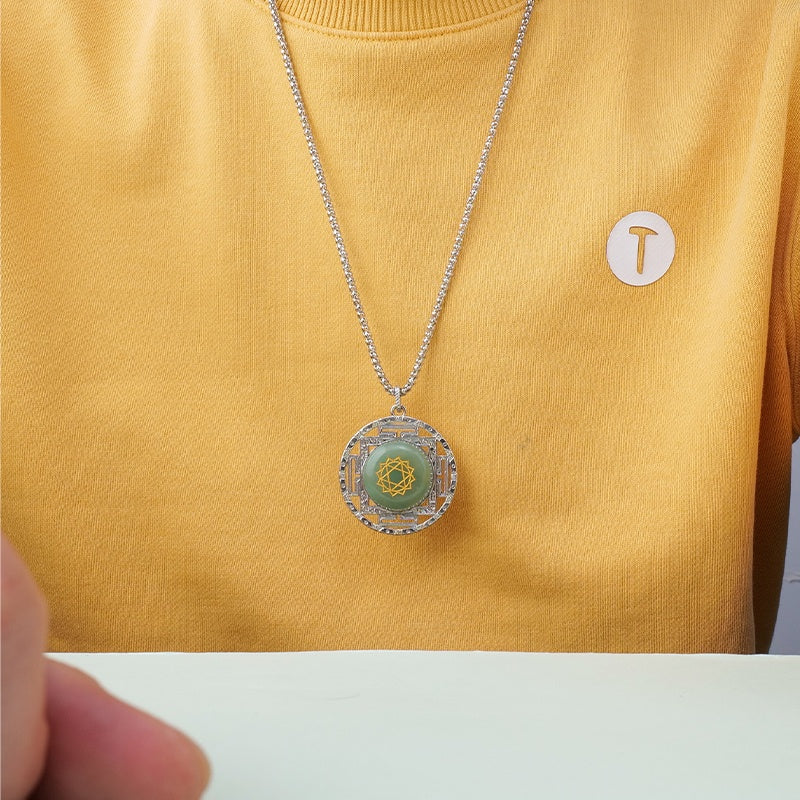 Jed aventurine kristal asli, kemewahan ringan Eropah dan Amerika, kompas, loket rantai tujuh warna, barang kemas, hadiah