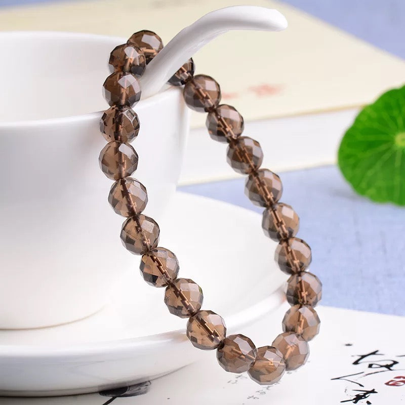 Gelang kristal teh asli. 64 faset, faset, gelang kuarza berasap 