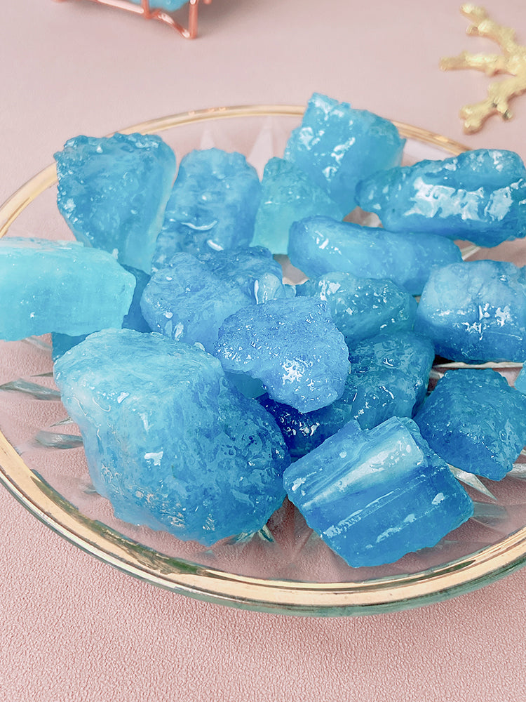 Batu mentah aquamarine kristal asli Loket DIY batu permata biru lelaki dan wanita dengan bentuk rantai sweater spesimen bijih mentah 