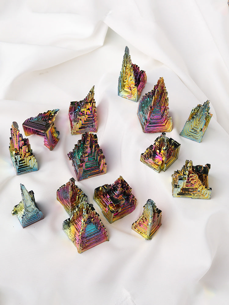 Natural bismuth ore raw stone bismuth crystal mineral chemical element colorful ore decorative metal ore standard strange stone decoration