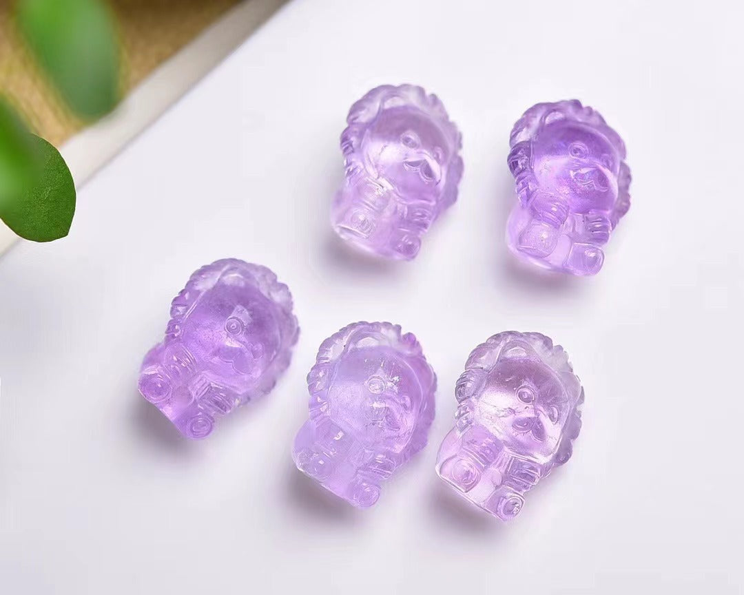 Natural amethyst, little lion pendant, fashion and exquisite, diy accessories, carving accessories, fresh jewelry, men and women
