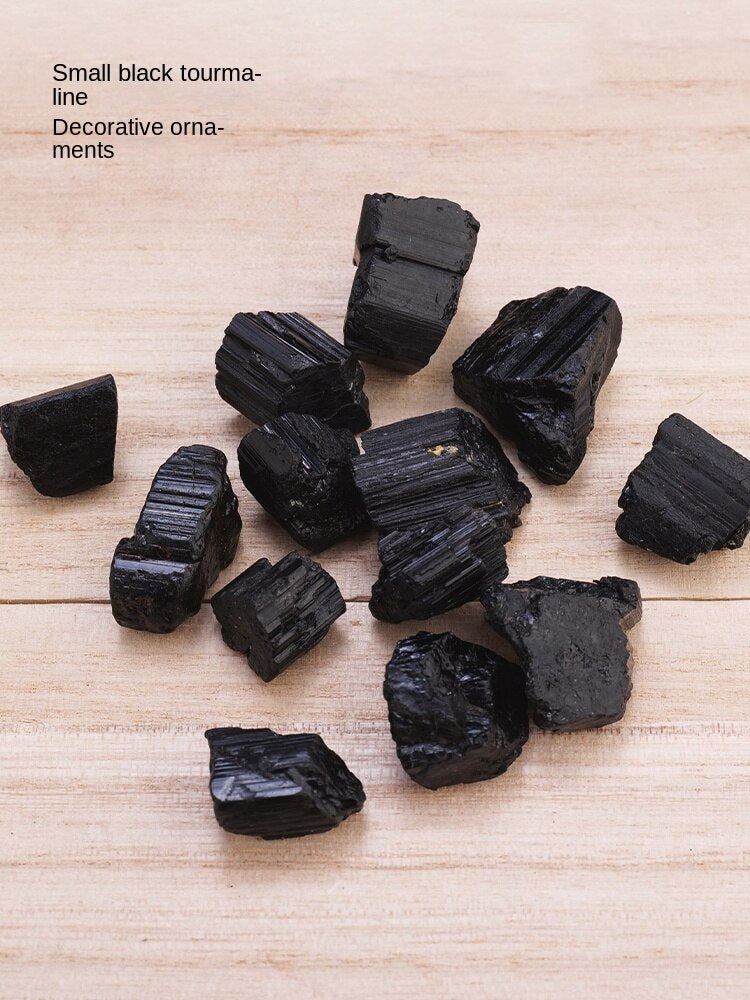 Hiasan bijih mentah kristal turmalin hitam semula jadi spesimen bijih turmalin turmalin batu kosong batu degaussing batu tangki ikan 